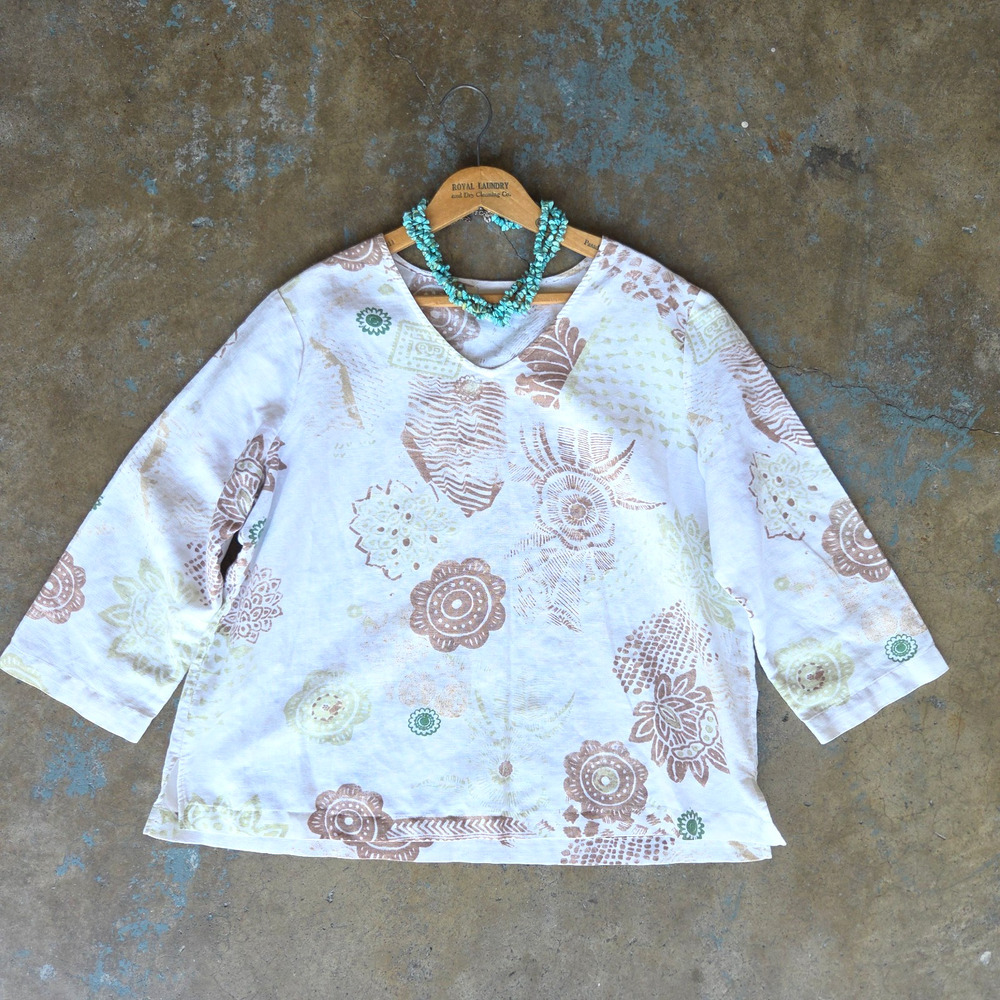 Hot Cotton Linen Blend Top Size XL Floral Print 3/4 Sleeve Lagenlook V Neck Boxy